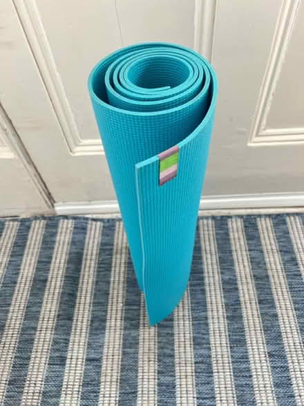 Photo of free Yoga mat (Battersea SW11) #1