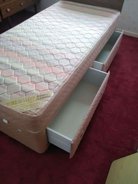 Photo of free Single bed (Rainham ME8) #1