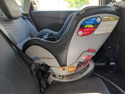 Photo of free Car Seat - Chicco Nextfit (Herne Hill SE24) #1