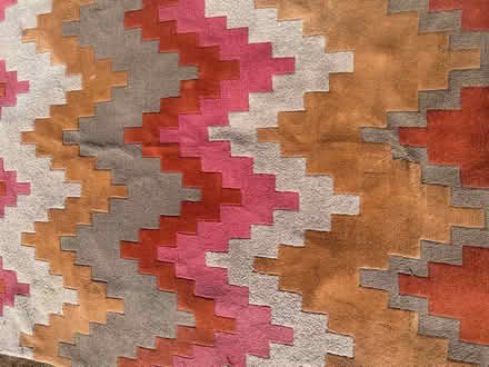 Photo of free Large rug (Sudbrooke LN2) #2