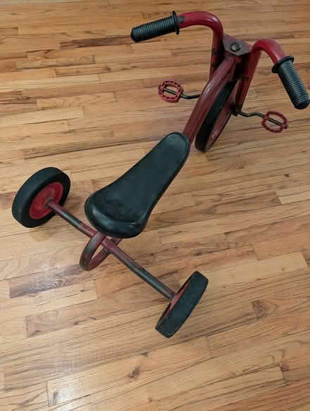 Photo of free Vintage Tricycle (Dumbo, Brooklyn) #3