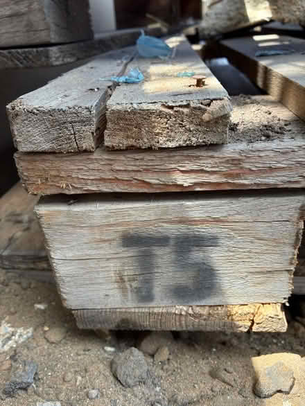Photo of free Pallet x 4 (Teddington TW11) #3