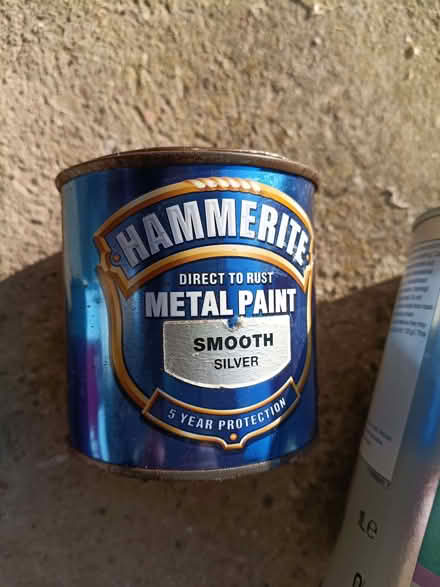 Photo of free hammerite silver paint (Sherrard's Green WR14) #1