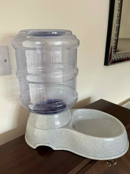 Photo of free Pet water dispenser (Beckenham BR3) #1