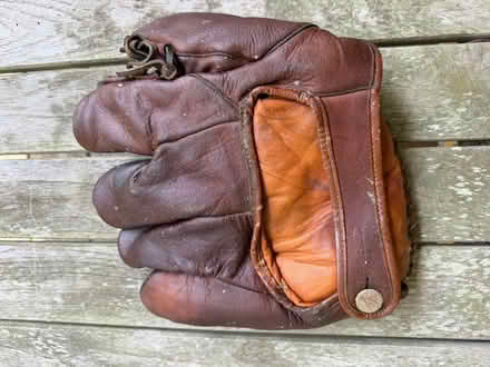 Photo of free Vintage baseball glove (South Salem, New York) #1