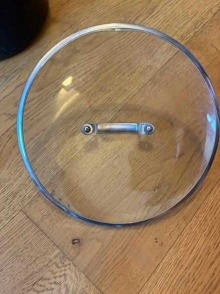 Photo of free Le Creuset pan (Clapham South SW12) #3