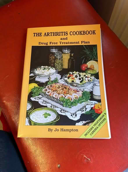 Photo of free THE ARTHRITIS COOKBOOK by JO HAMPTON (Broadwater BN14) #1