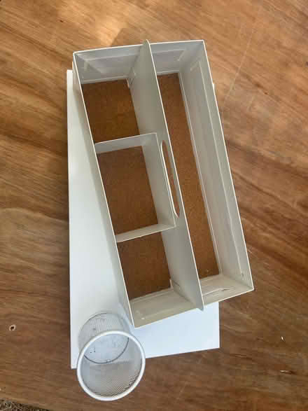 Photo of free Desk organiser set (Hook RG27) #2