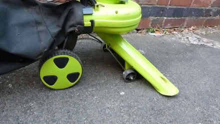 Photo of free garden vac, wheeled (Coventry CV1) #3
