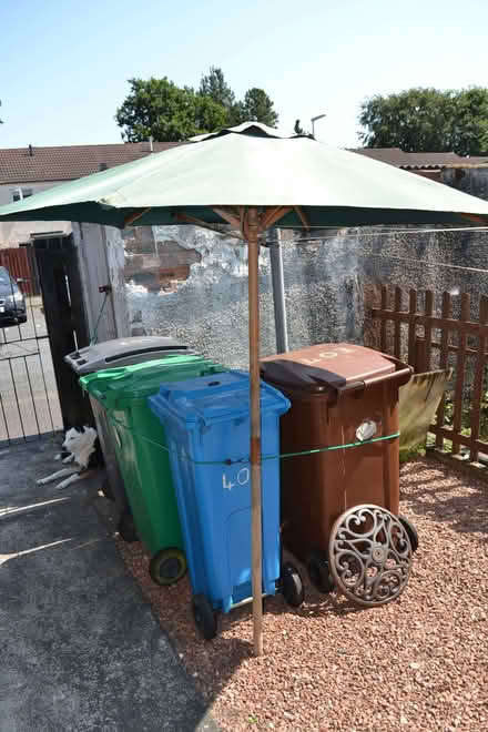 Photo of free Garden Parasol (Glenrothes KY7) #1