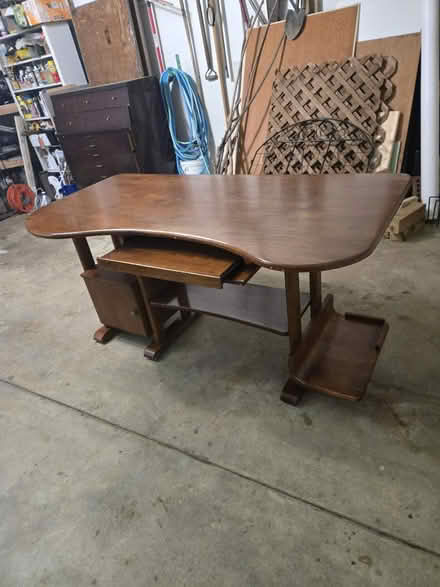 Photo of free Computer Desk (Potomac Rockville) #2