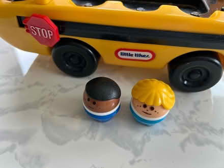Photo of free Little tikes school bus toy with passengers (Westbrook WA5) #2