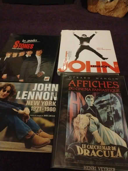 Photo of free French books and magazines (TN34 blacklands) #1
