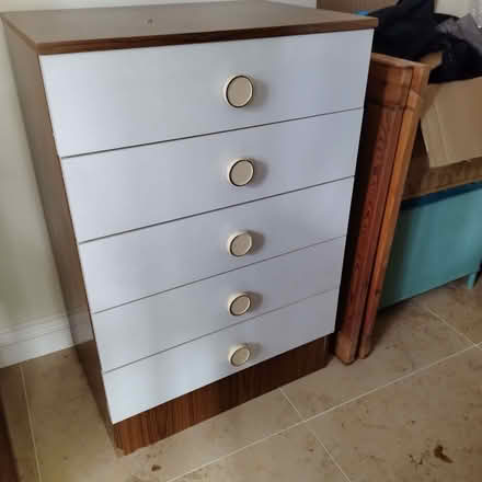 Photo of free White set of drawers (Goosey SN7) #1