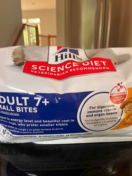 Photo of free Hills science diet adult dog bites (Fort Sheridan) #2