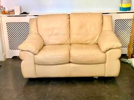 Photo of free Cream Leather Sofa (Bournemouth) #1