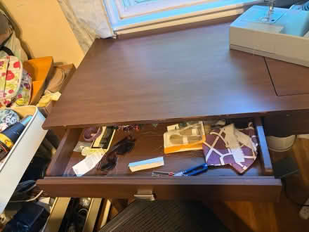Photo of free desk (Lynn) #2