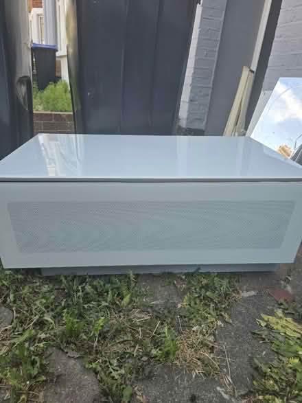 Photo of free Television stand (Southchurch road SS2) #2
