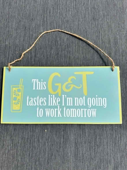 Photo of free Wooden Bar sign (Ramsden Bellhouse SS12) #1