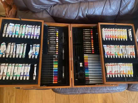 Photo of free Old Art Case (Cheshunt En8) #3