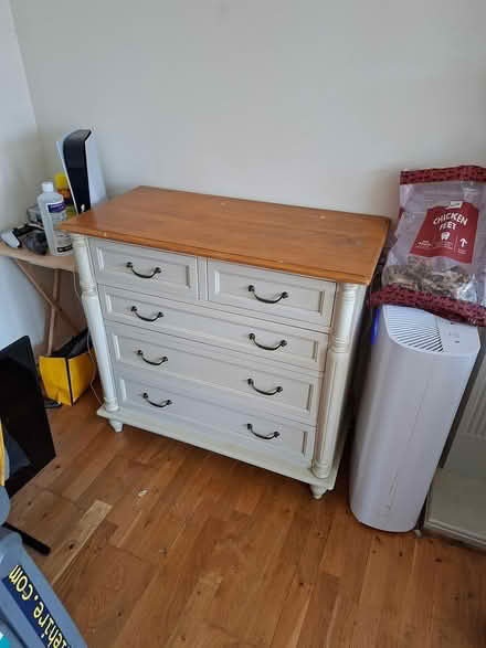 Photo of free Chest of drawers (Cm2 9gx) #1