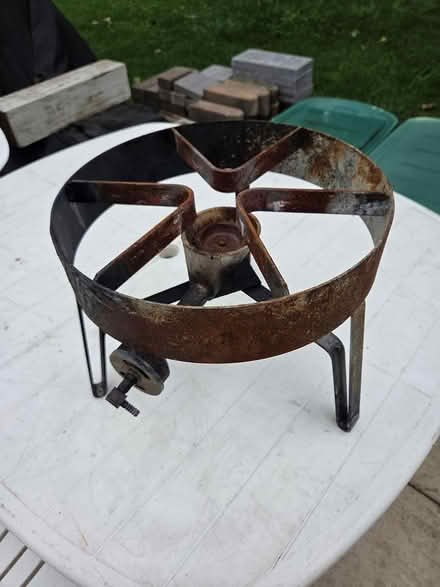 Photo of free Single Burner Cast Iron Gas Stove (Elmhurst near Berens Park) #1