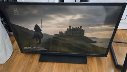Photo of free 40” Toshiba TV, Bush Sound Bar, Stand + Remotes – Excellent (Talbot Village BH10) #1