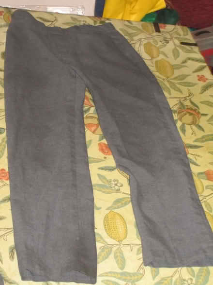 Photo of free M&S Easy Dressing School Trousers Size 10-11years (North Sheen TW9) #2