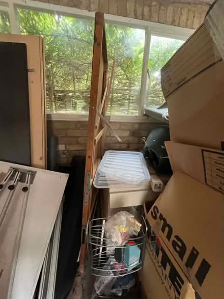 Photo of free Wallpapering table (Foxton CB22) #1