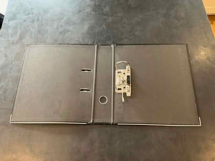 Photo of free A black lever-arch A4 file/binder (New Malden KT3) #2