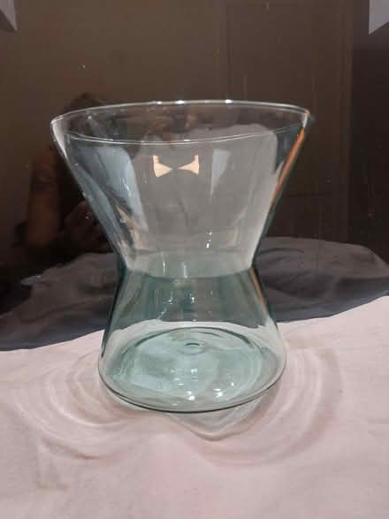 Photo of free Glass vase (Penge SE20) #1