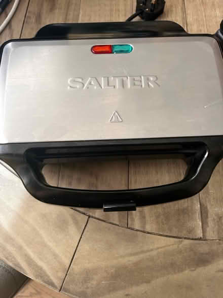 Photo of free Waffle maker (Paulsgrove PO6) #1