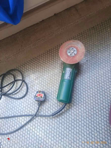 Photo of free Bosch disc grinder (Emsworth PO10) #1