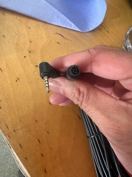 Photo of free 4 pin rearview camera cables (101 and Fair Oaks Sunnyvale) #1