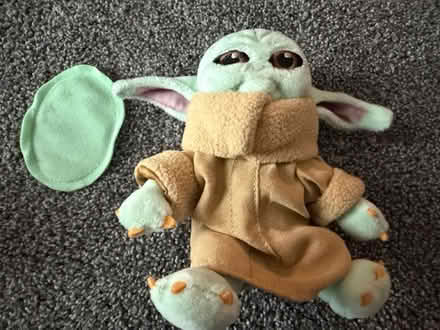 Photo of free Magnetic Baby Yoda shoulder plush (Downers Grove - South) #1