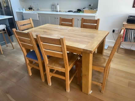 Photo of free Oak Dining Table (St Margarets TW1) #2