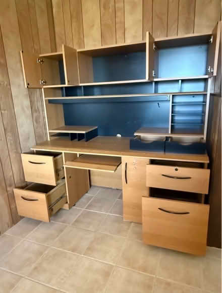 Photo of free Desk and hutch (Near Mission and Mesa Dr) #2