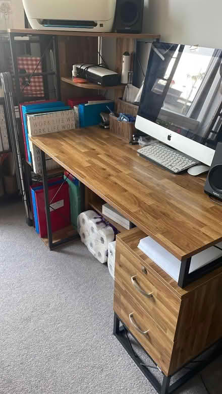 Photo of free Desk- as new (E17) #2