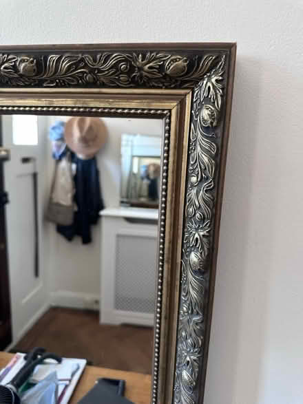 Photo of free Large mirror (Worcester Park KT4) #2