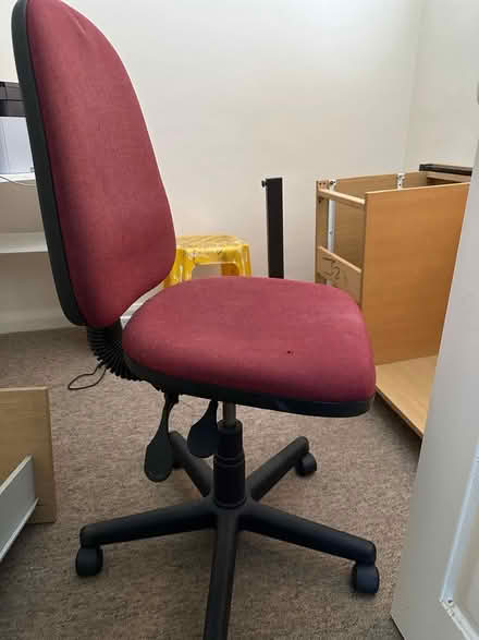 Photo of free Wooden desk and chair (Welwyn garden city) #1