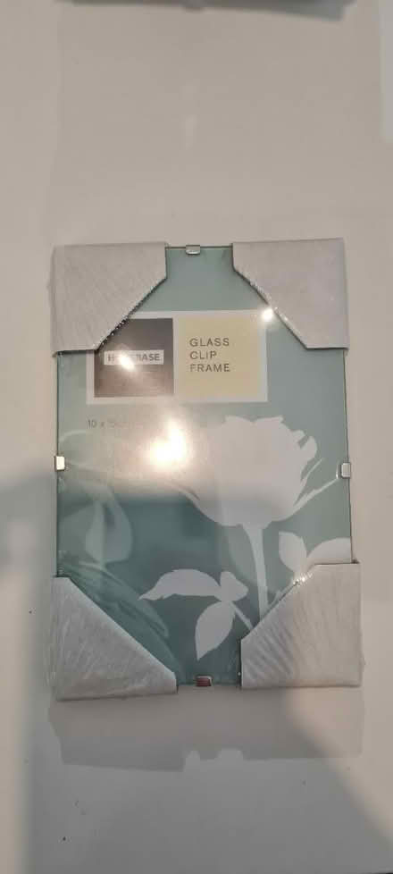 Photo of free Glass clip frame (Bath BA2) #1