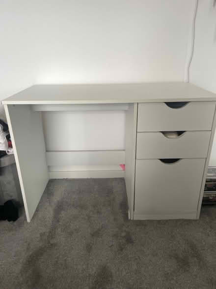 Photo of free White table (Liverpool L3) #1