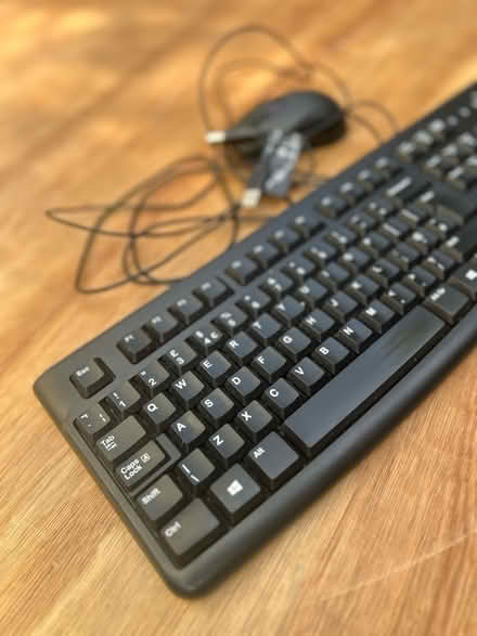 Photo of free Keyboard and mouse (Hook RG27) #3