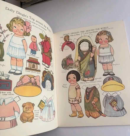 Photo of free Dolly Dingle Paper Dolls book (Bloomingdale) #2