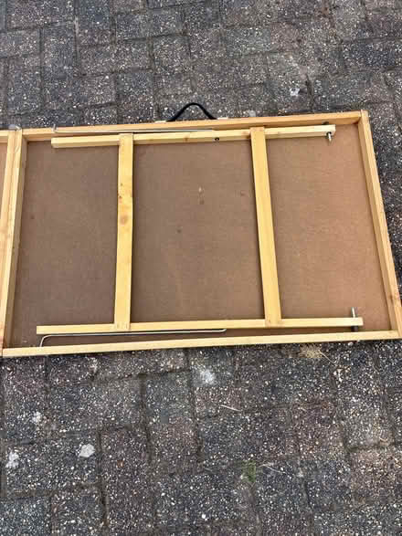 Photo of free Wall papering table (South Croydon CR2) #3