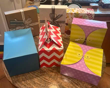 Photo of free Gift boxes (Capitol Hill NE (20002)) #1