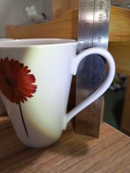 Photo of free 4 mugs good condition 275ml (Boscombe BH5) #2