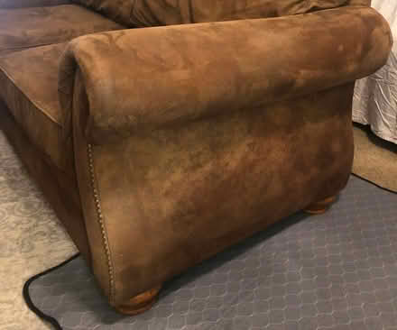 Photo of free Chocolate Brown Microfiber Couch (Pick up in Manchester /98366) #3