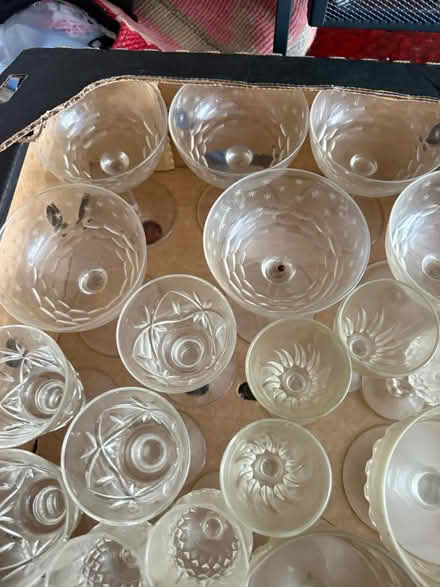 Photo of free glasses. wine, champagne. sherry (Croydon. CR2 9) #4