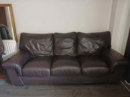 Photo of free Brown leather sofa (Southgate N14) #2